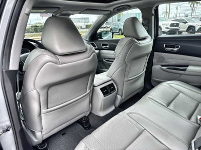 Acura TLX 2018 con paquete tecnológico