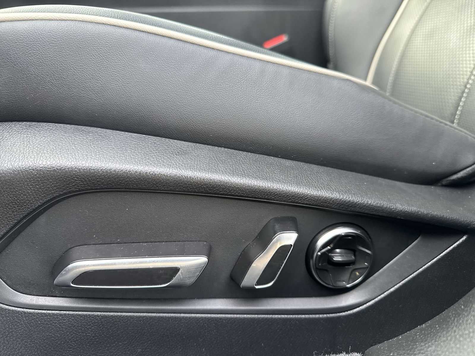 Acura TLX 2023 con paquete Advance
