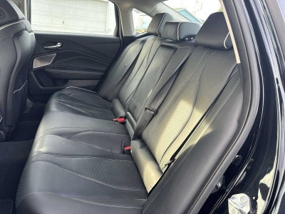 Acura TLX 2023 con paquete Advance