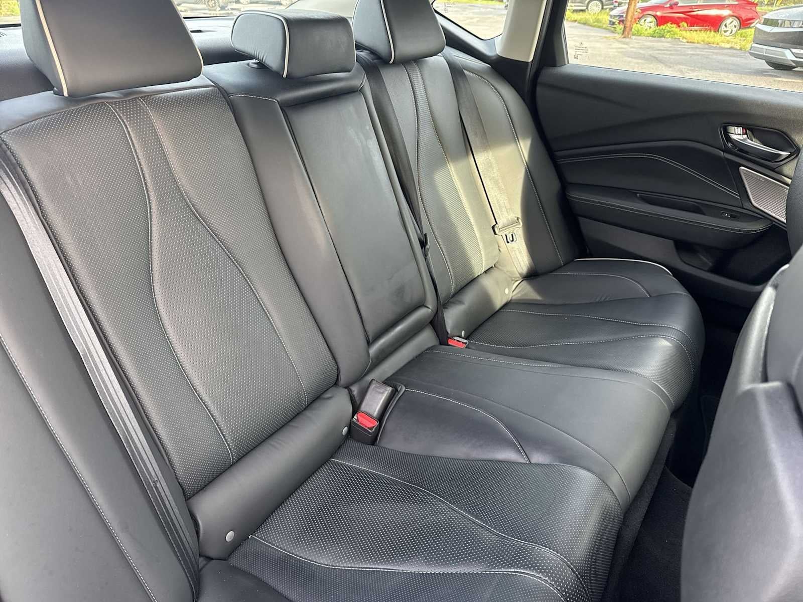 Acura TLX 2023 con paquete Advance
