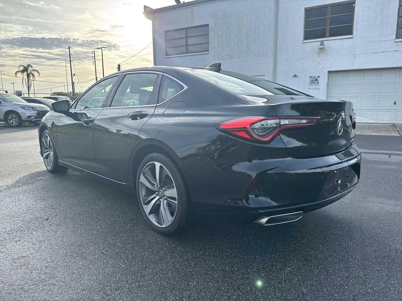 Acura TLX 2023 con paquete Advance
