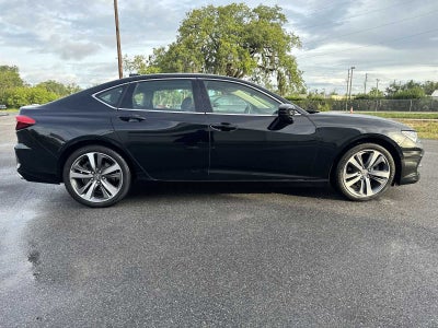 Acura TLX 2023 con paquete Advance