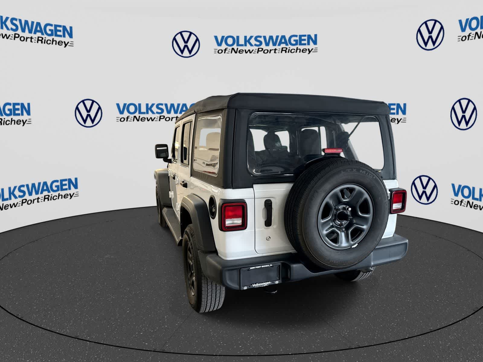 Jeep Wrangler Sport 2023