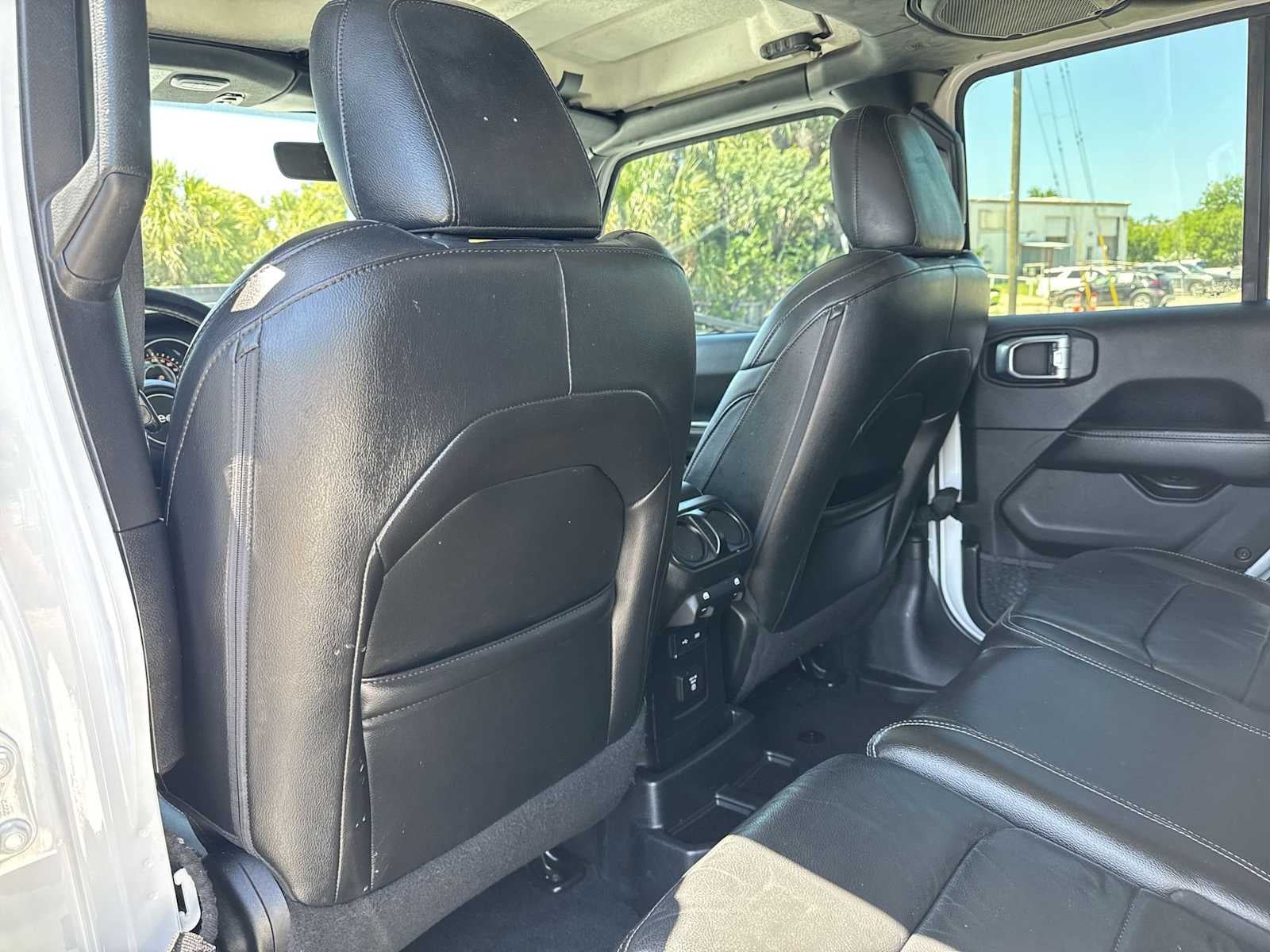 Jeep Wrangler Unlimited Sahara 2018