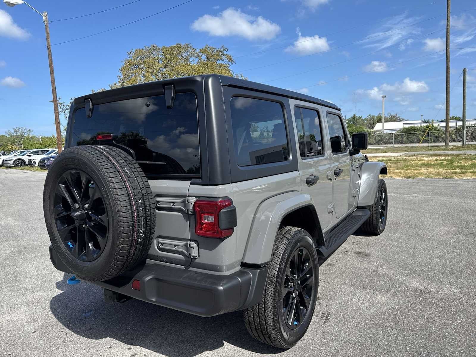 Jeep Wrangler 4xe Sahara 2023
