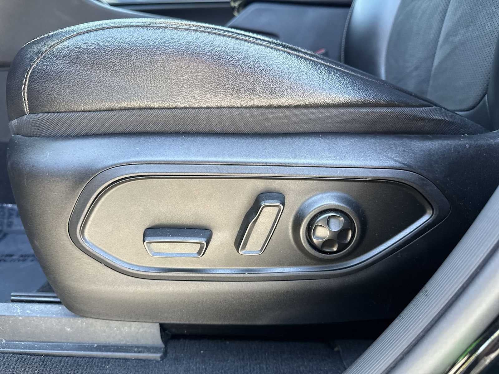 Jeep Grand Cherokee Altitude 2023