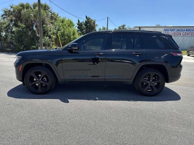 Jeep Grand Cherokee Altitude 2023