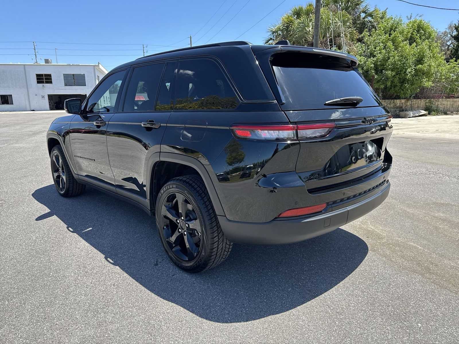 Jeep Grand Cherokee Altitude 2023