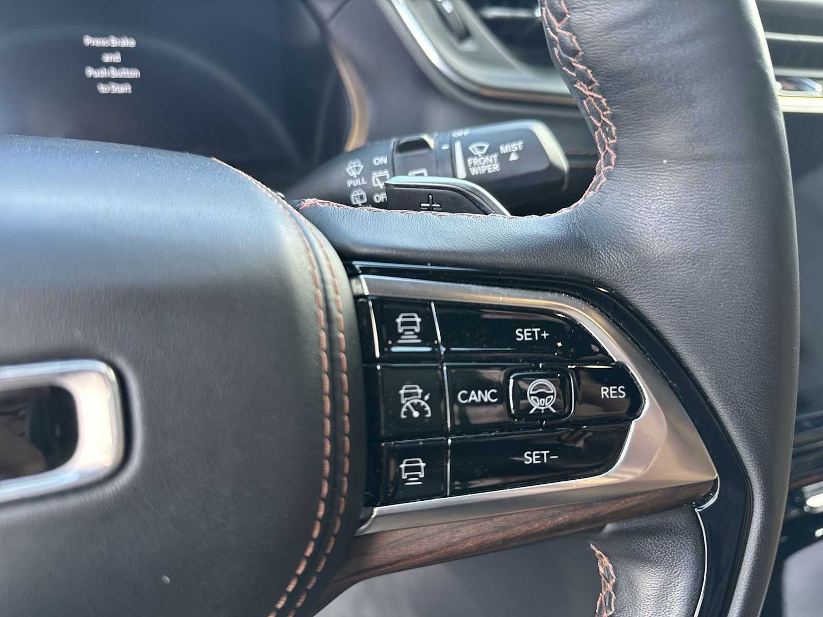 Jeep Grand Cherokee Summit 2022