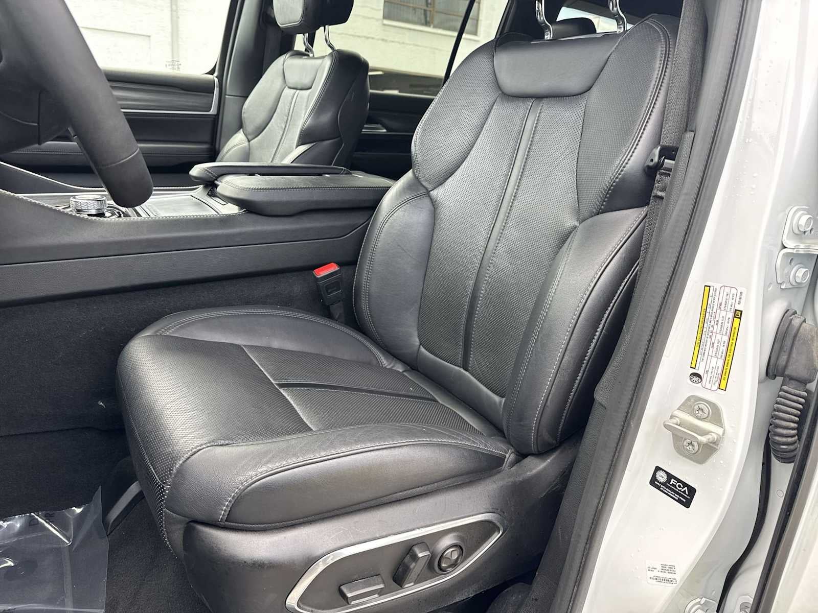 Jeep Wagoneer L Serie II 2024