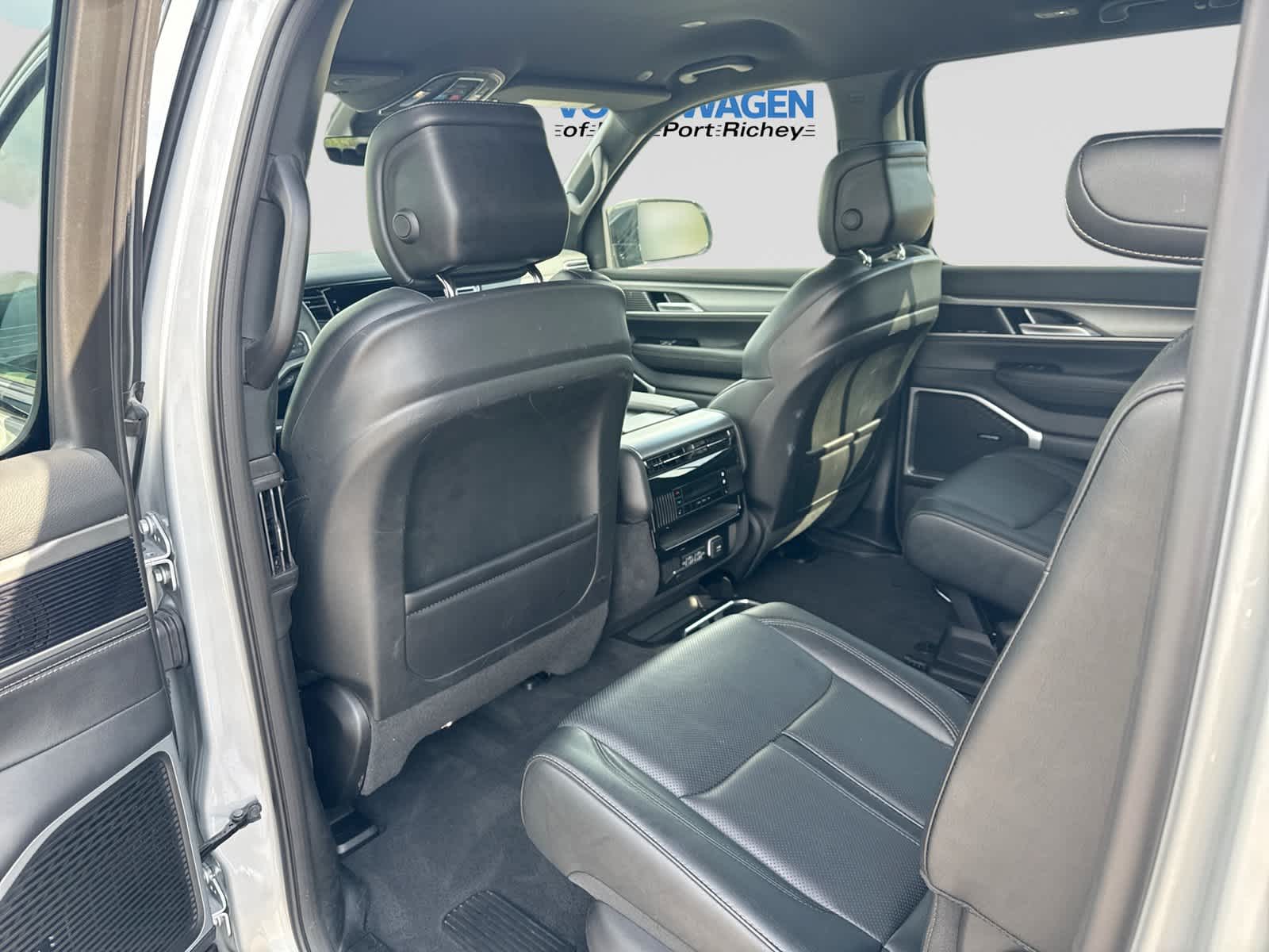 Jeep Wagoneer Serie II 2025