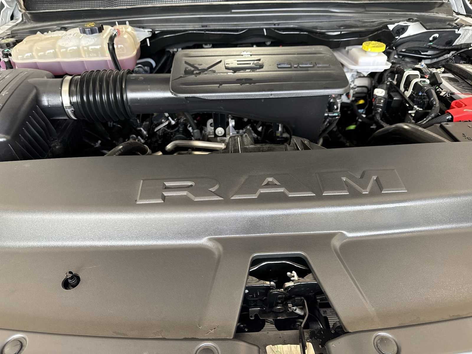 RAM 1500 Tradesman 2025