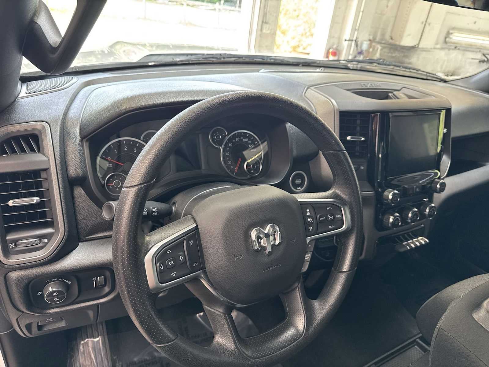 RAM 1500 Tradesman 2025