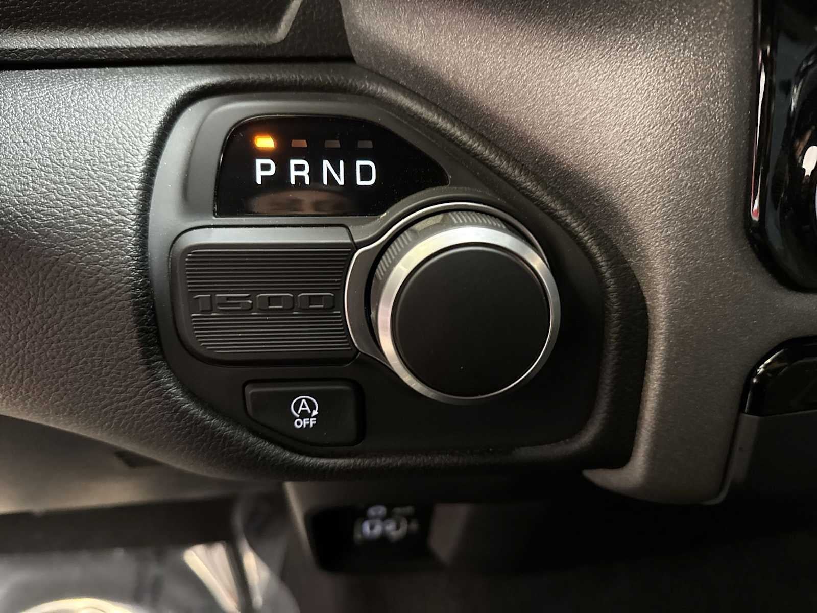 RAM 1500 Tradesman 2025