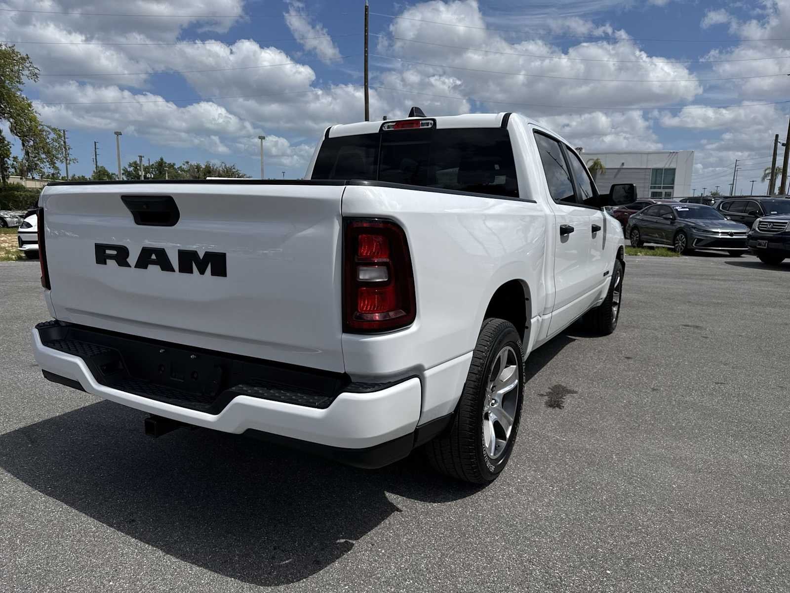 RAM 1500 Tradesman 2025