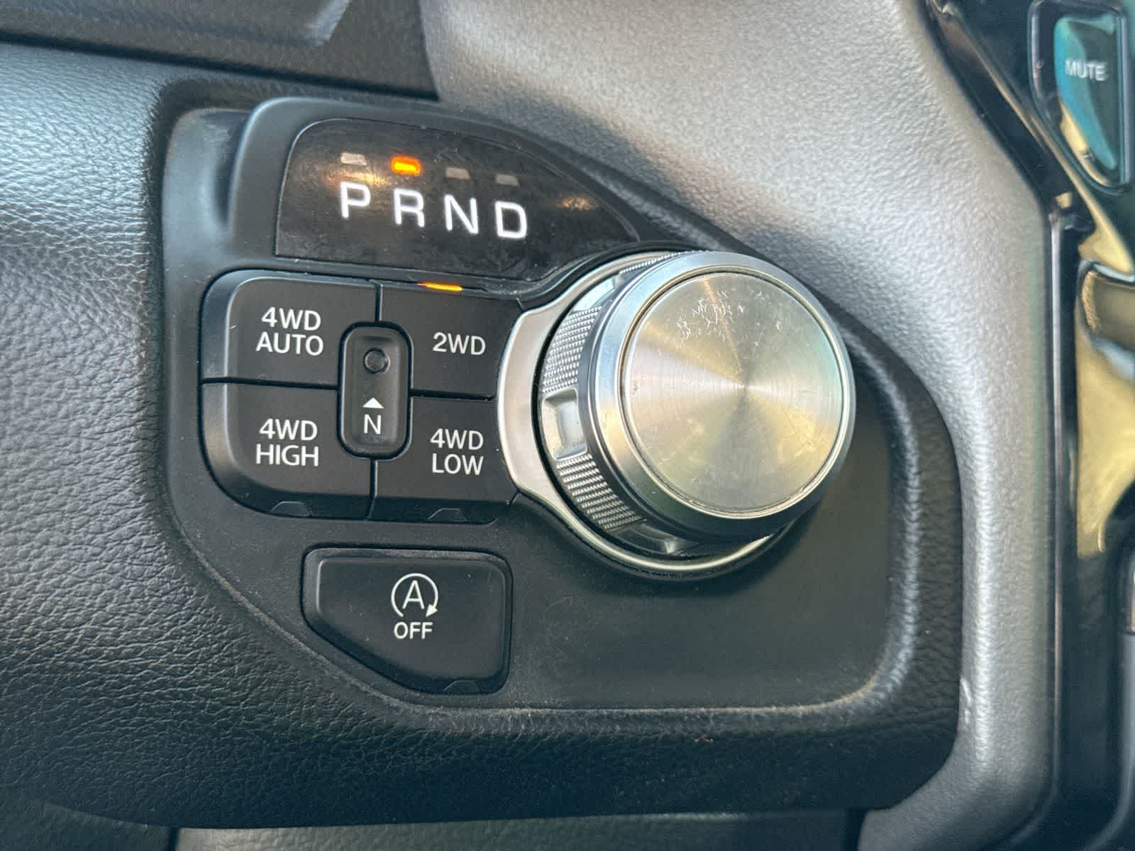 RAM 1500 Laramie 2025