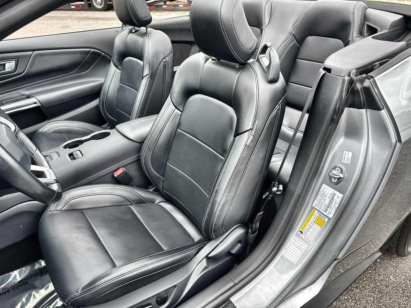 Ford Mustang EcoBoost Premium 2025