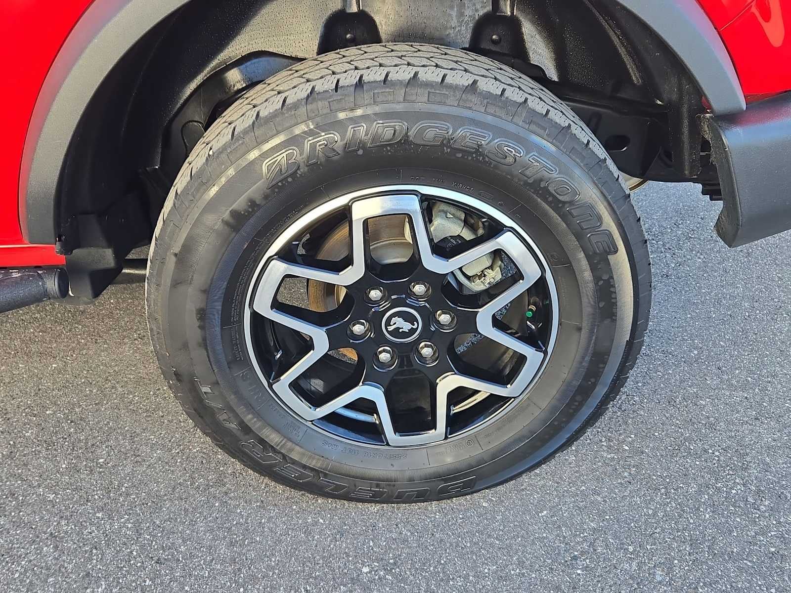 Ford Bronco Base 2023