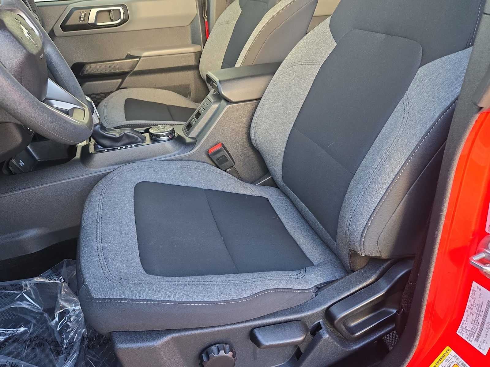 Ford Bronco Base 2023