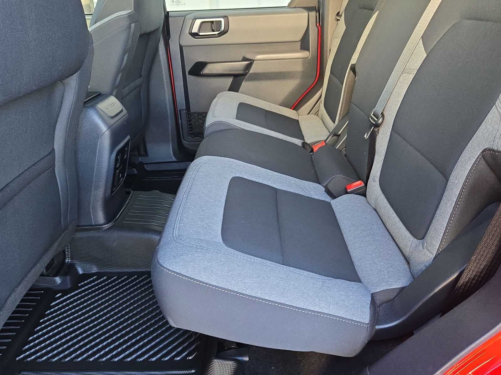 Ford Bronco Base 2023