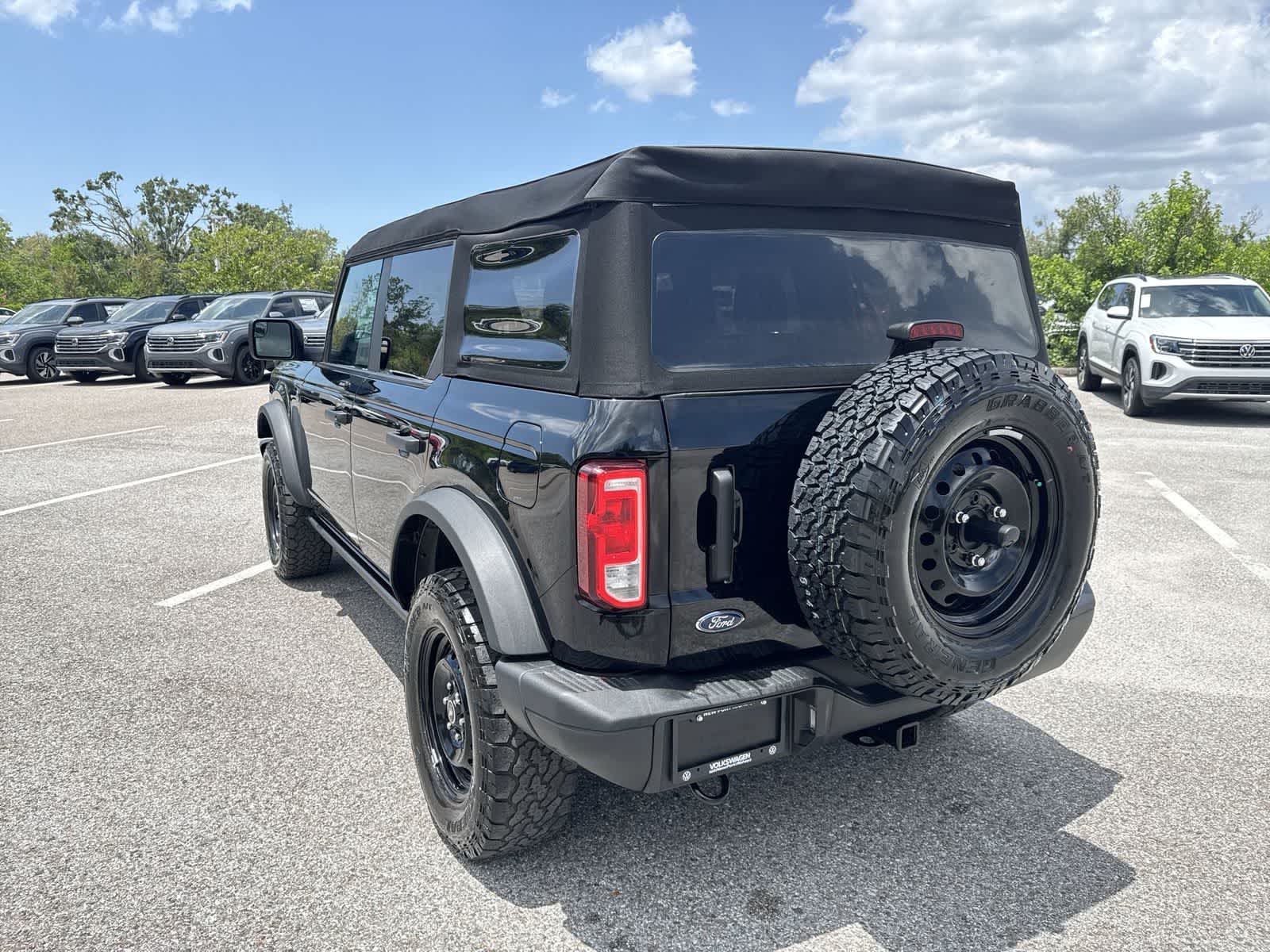 Ford Bronco Black Diamond 2023