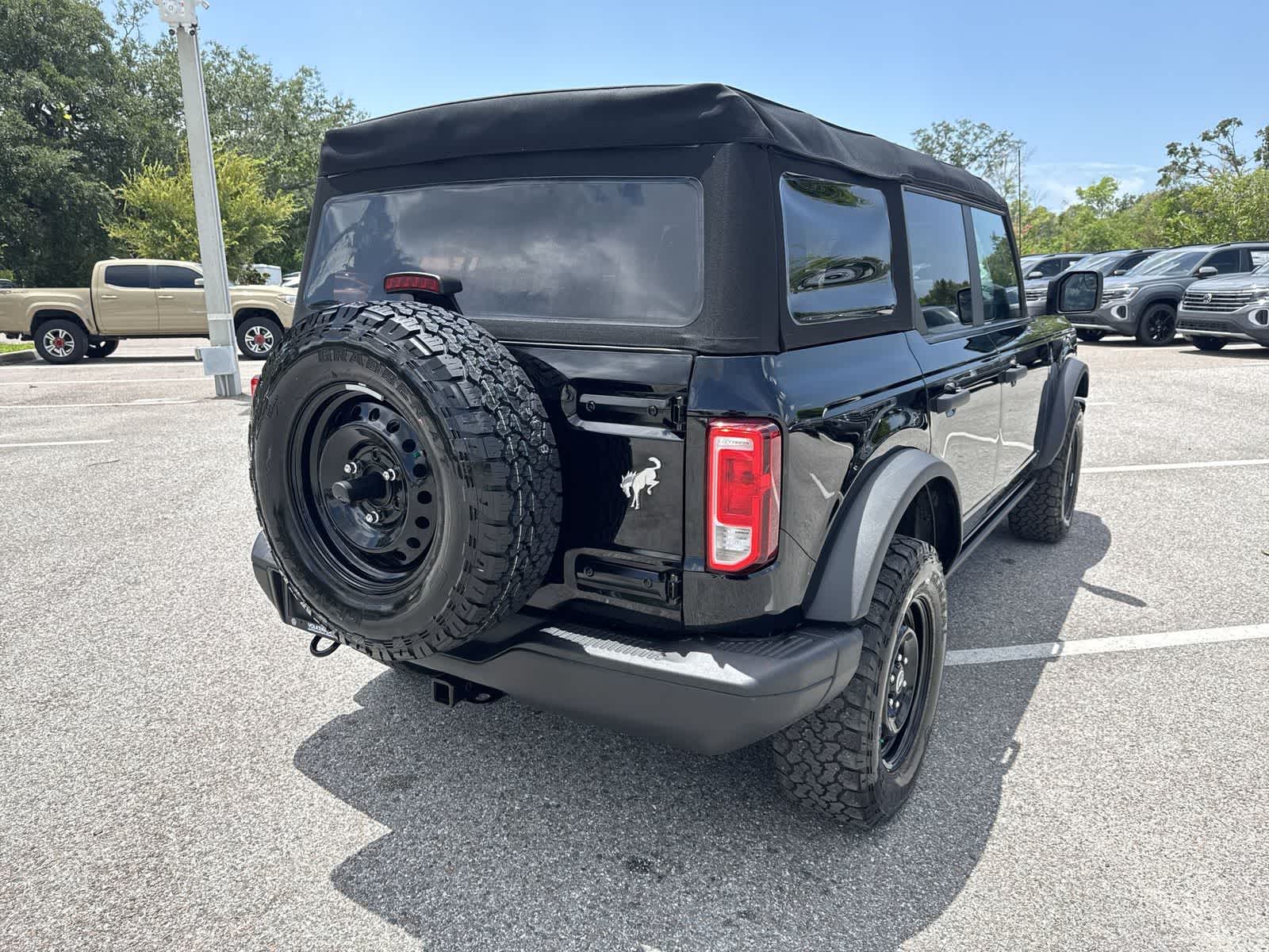 Ford Bronco Black Diamond 2023