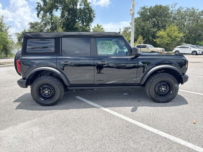 Ford Bronco Black Diamond 2023