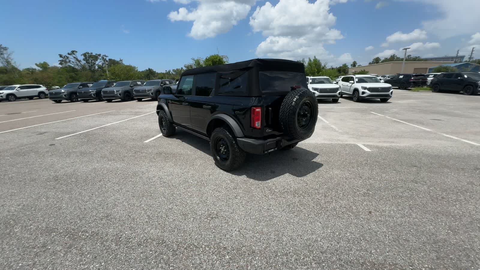 Ford Bronco Black Diamond 2023
