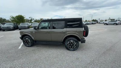 Ford Bronco Outer Banks 2025