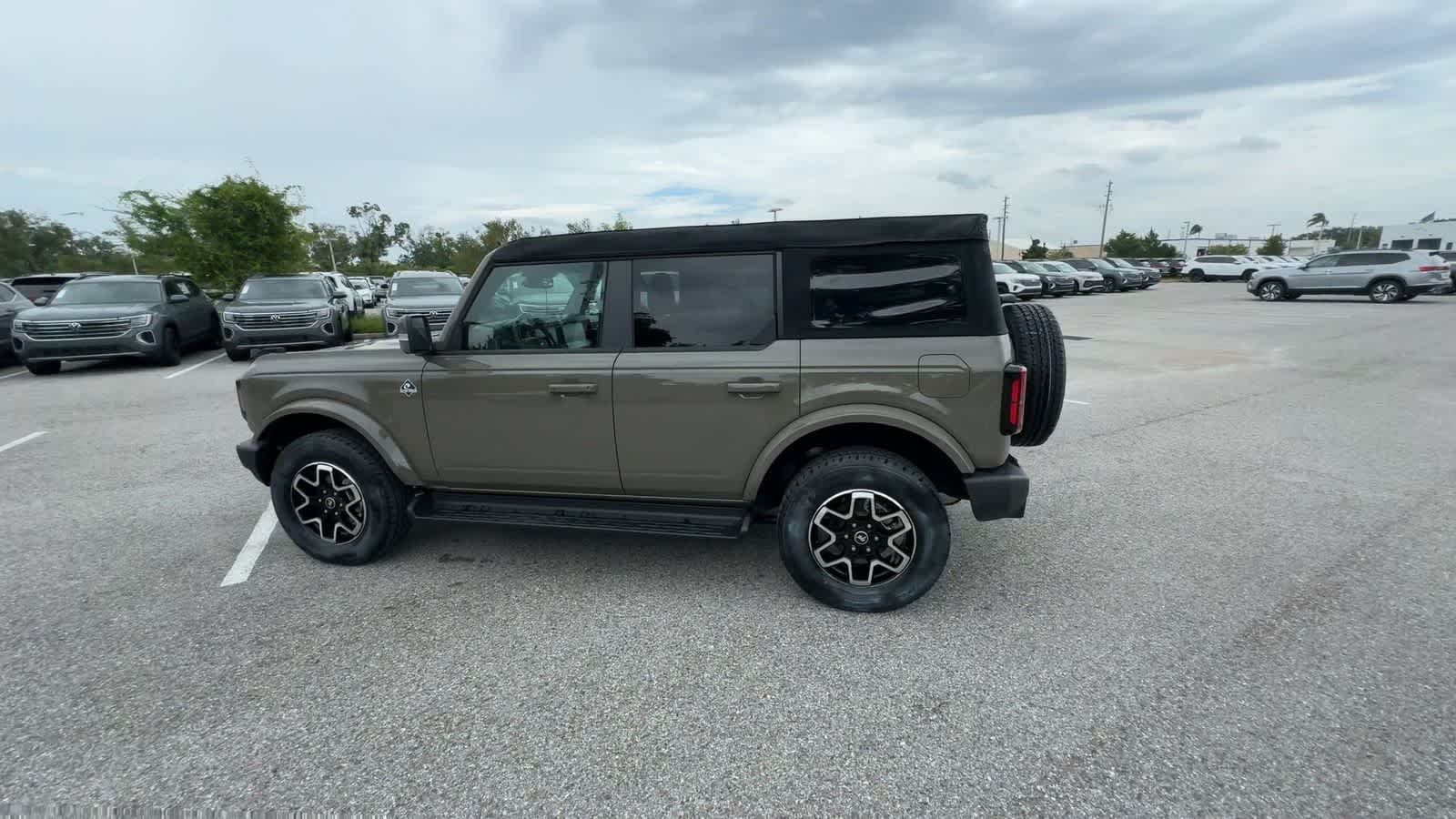 Ford Bronco Outer Banks 2025