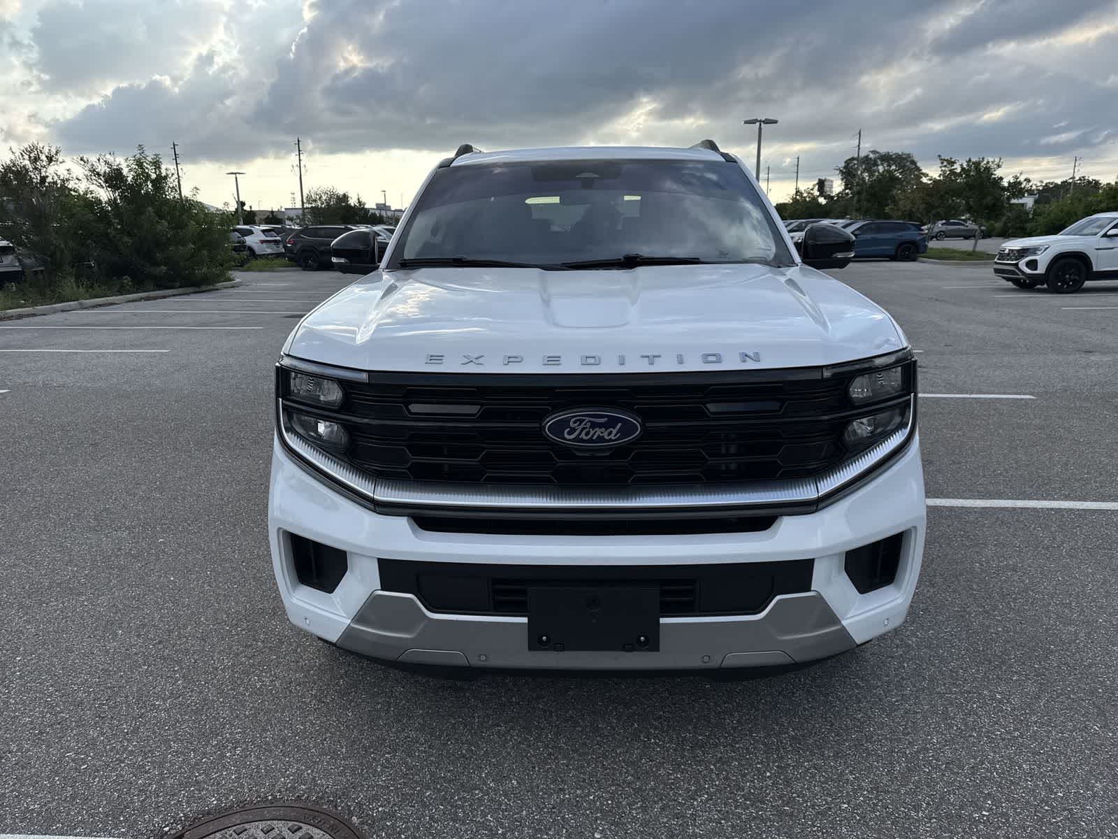 Ford Expedition Max Platinum 2025