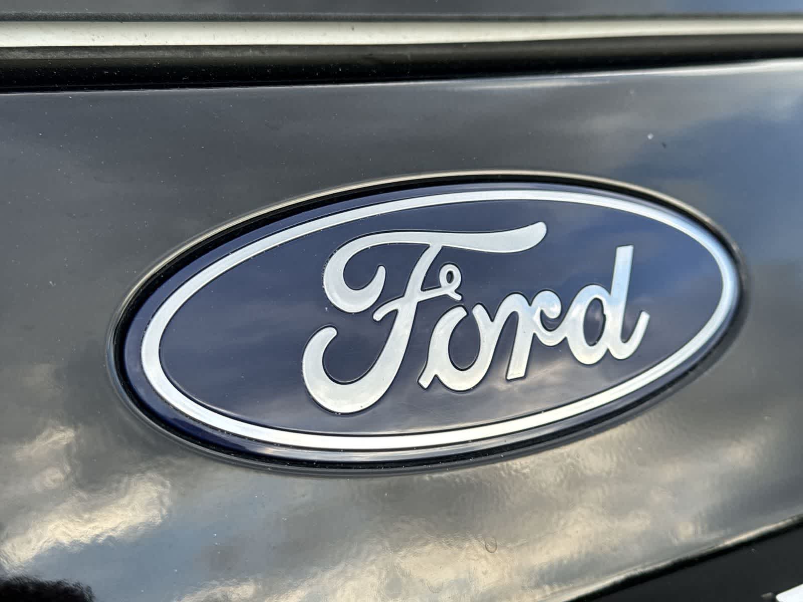 Ford Expedition Max Platinum 2025