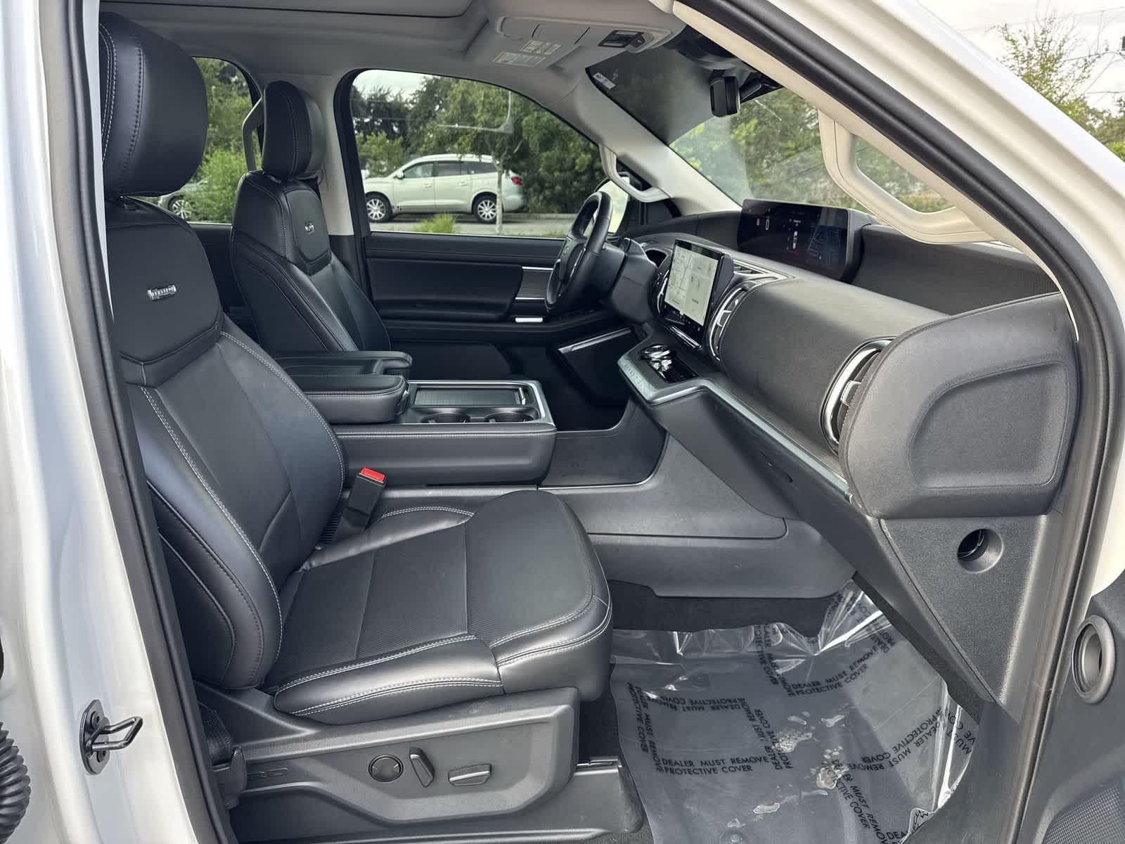 Ford Expedition Max Platinum 2025