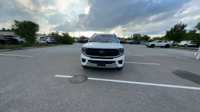 Ford Expedition Max Platinum 2025