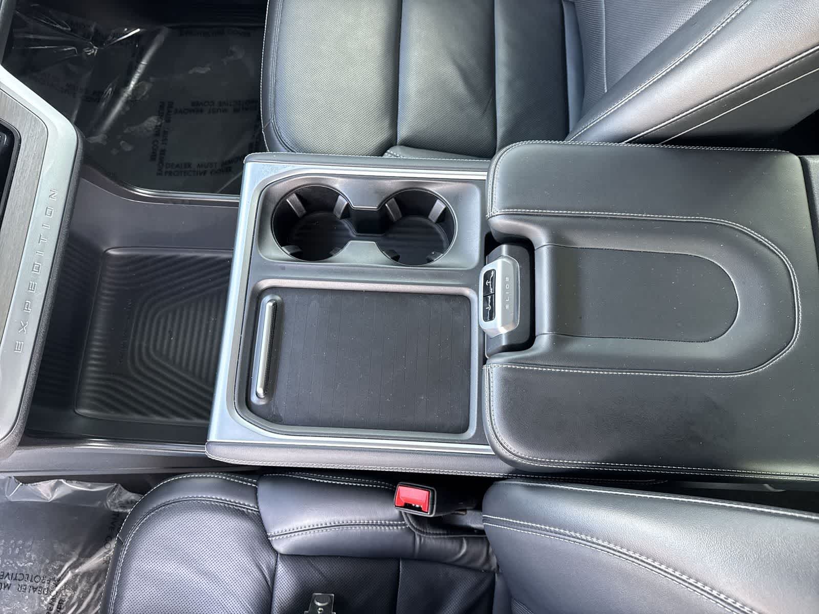 Ford Expedition Max Platinum 2025