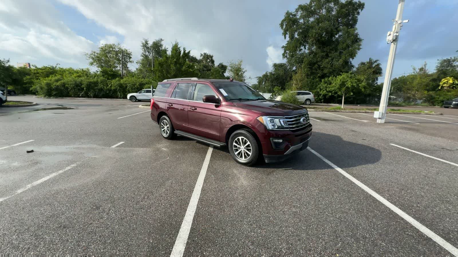 Ford Expedition XLT 2020