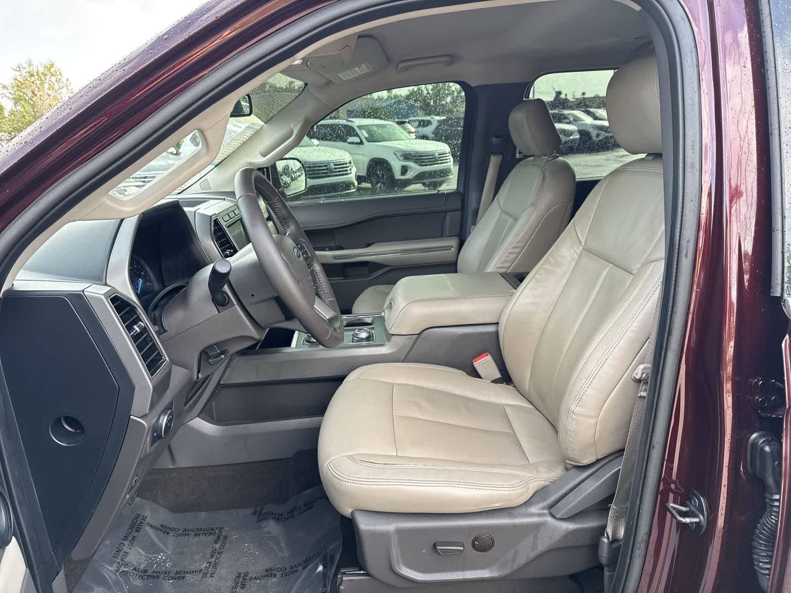 Ford Expedition XLT 2020