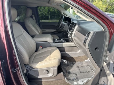 Ford Expedition XLT 2020