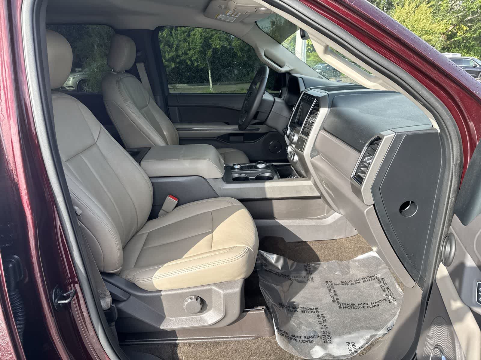 Ford Expedition XLT 2020
