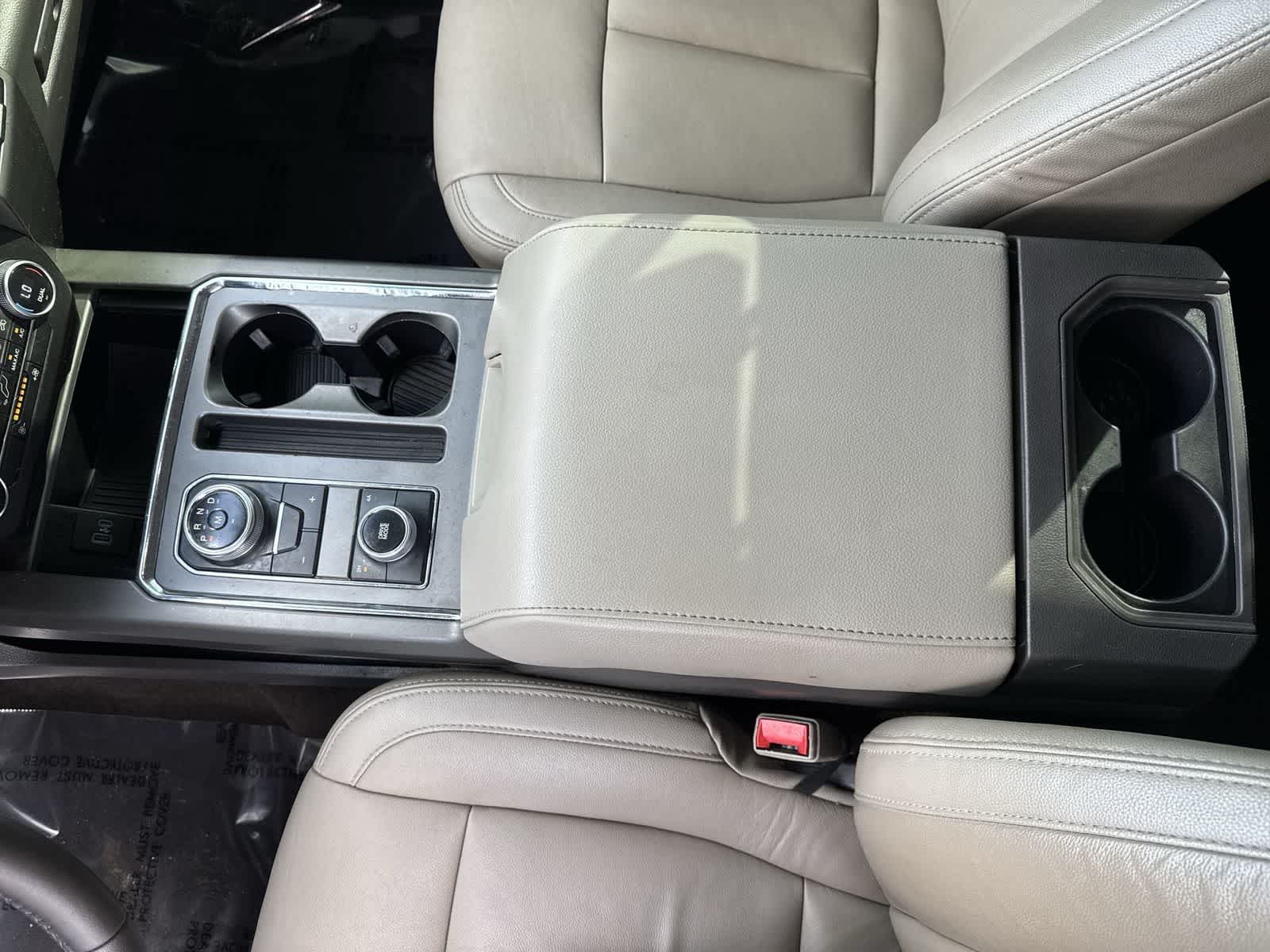 Ford Expedition XLT 2020