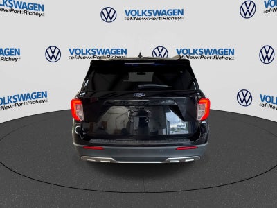 Ford Explorer XLT 2022