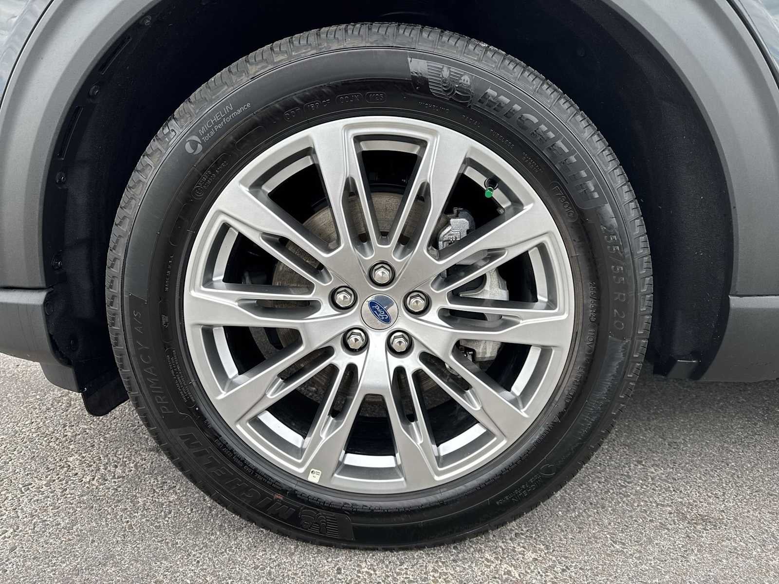 Ford Explorer Platinum 2025