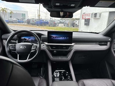 Ford Explorer Platinum 2025