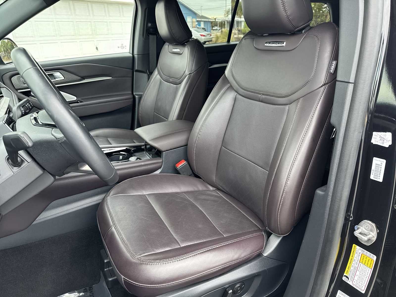 Ford Explorer Platinum 2025