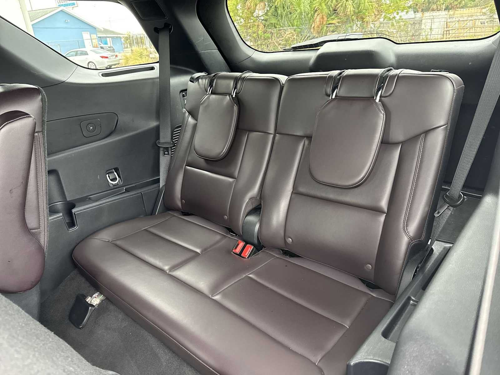 Ford Explorer Platinum 2025