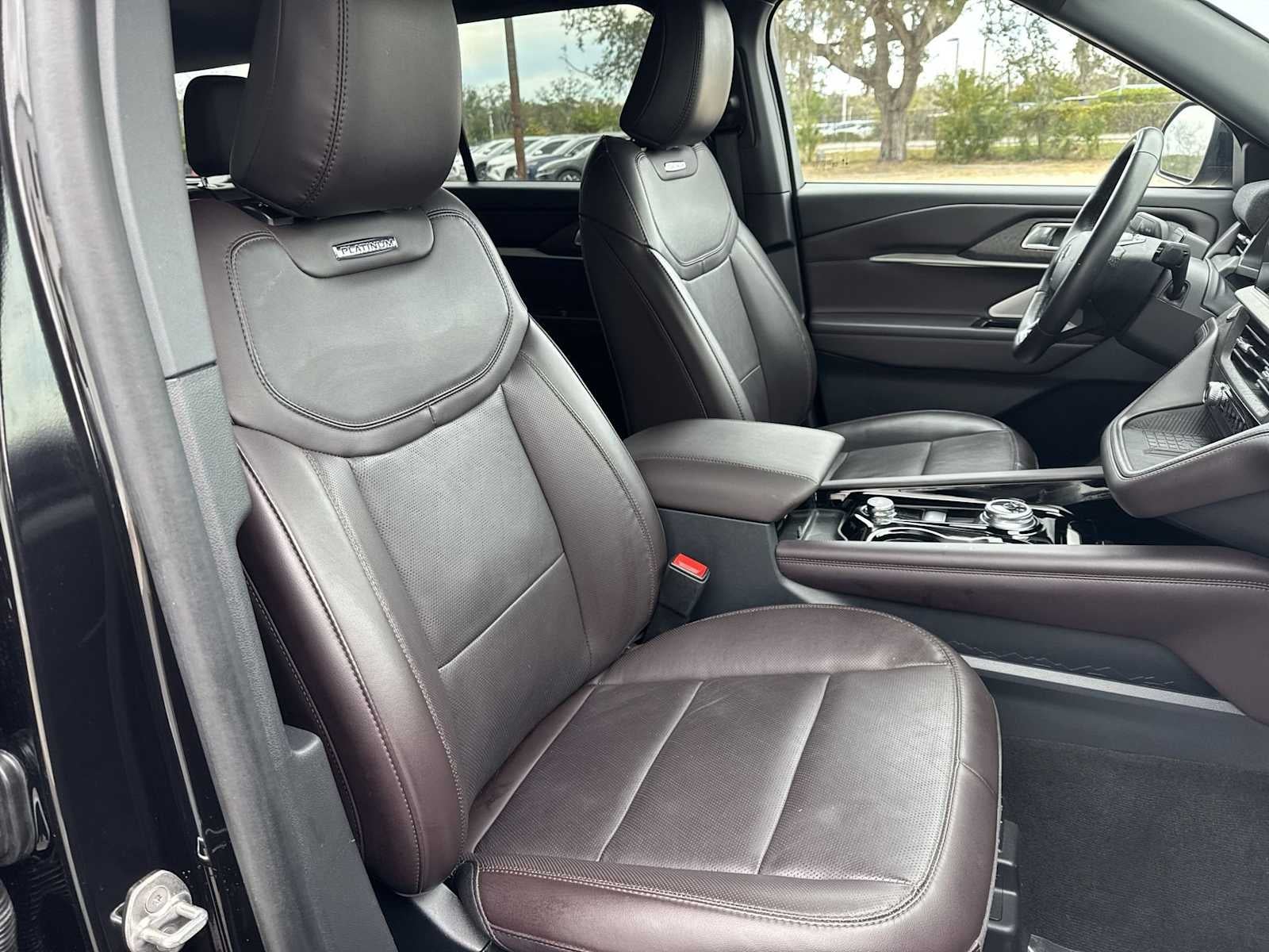 Ford Explorer Platinum 2025