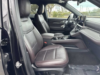 Ford Explorer Platinum 2025