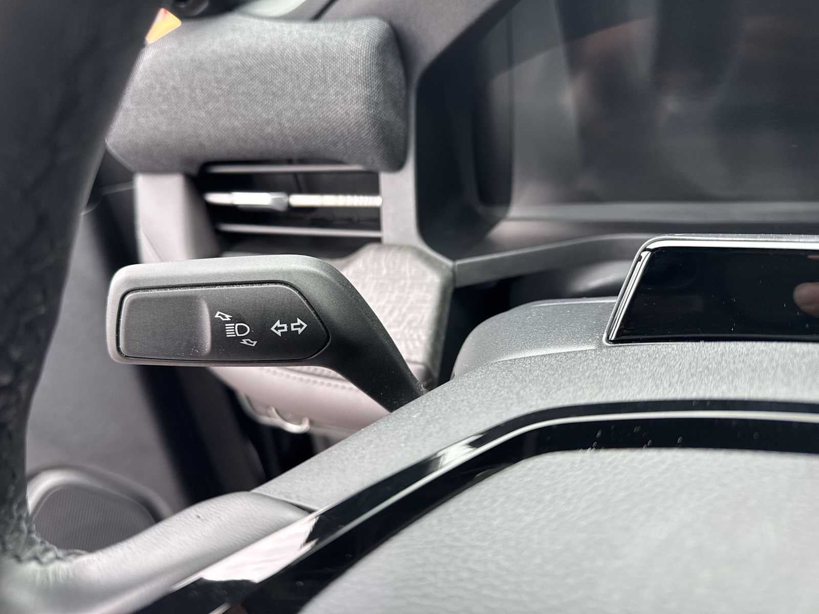 Ford Explorer Platinum 2025