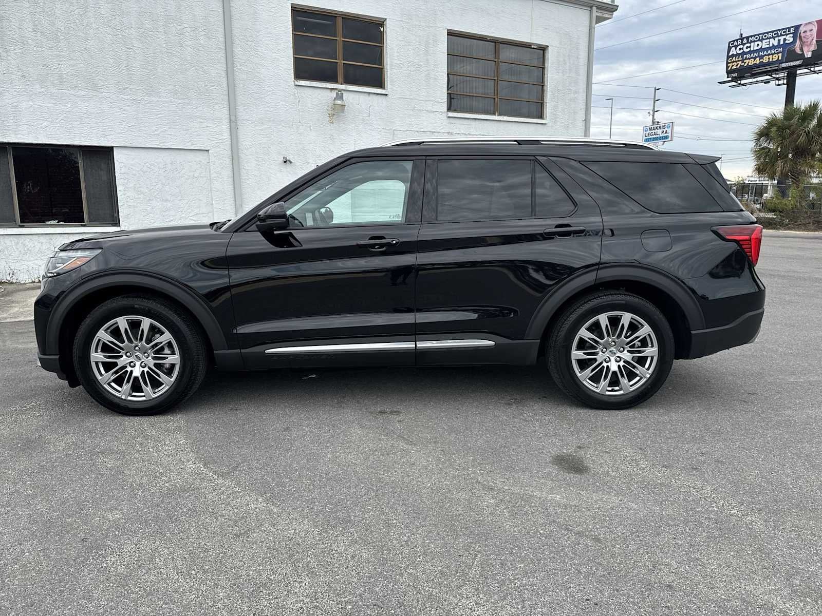 Ford Explorer Platinum 2025