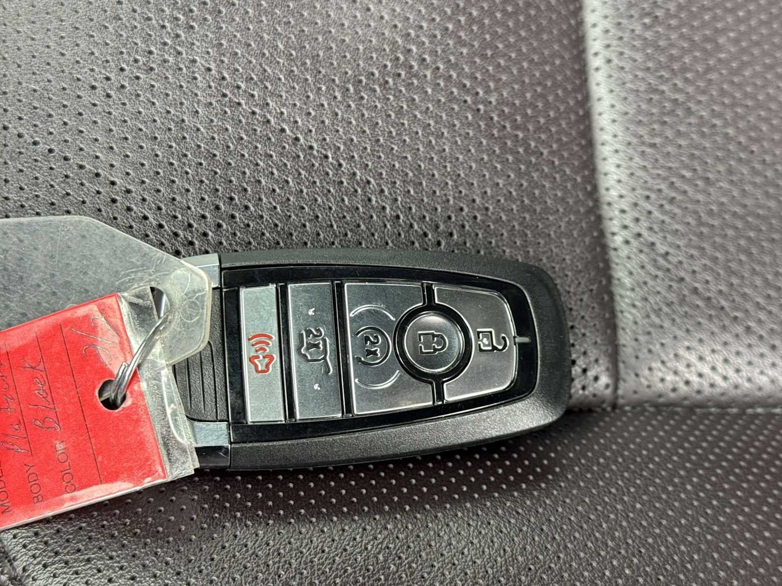 Ford Explorer Platinum 2025